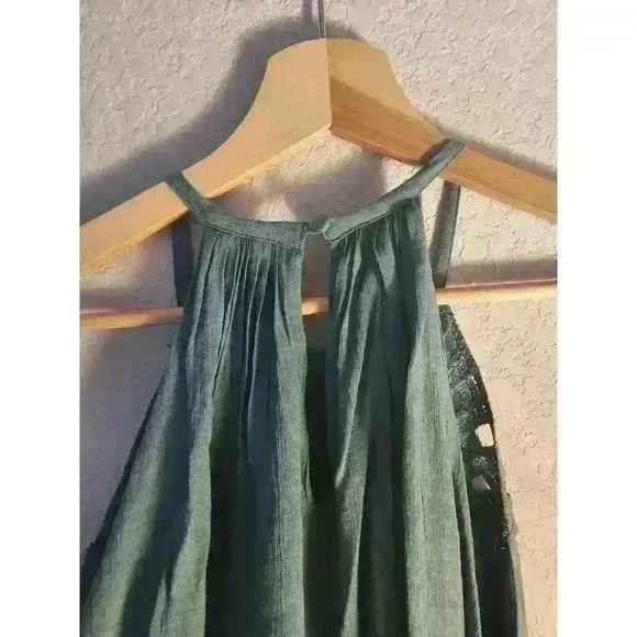 Sage halter neck. - Picture 3 of 5